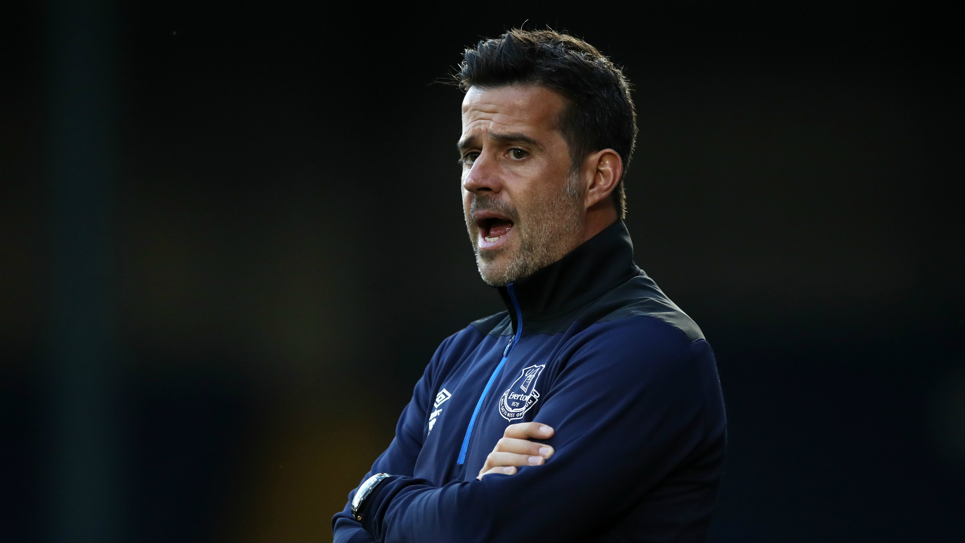 出耀眼的风 出耀眼的风